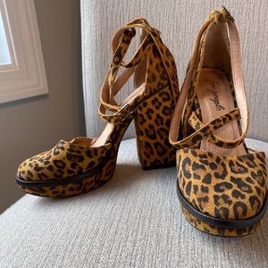 Free people cheetah wedges